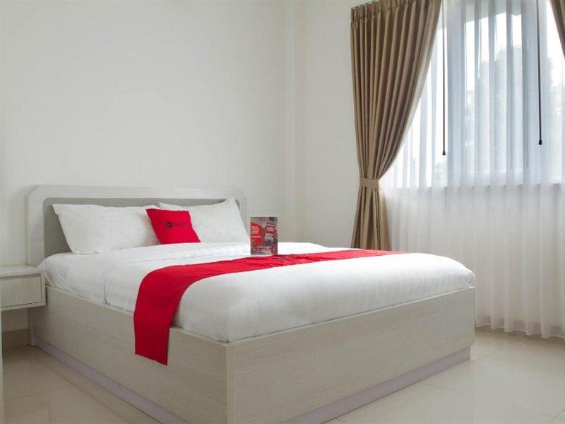 Reddoorz Plus Near Jatinangor Town Square 2 Luaran gambar