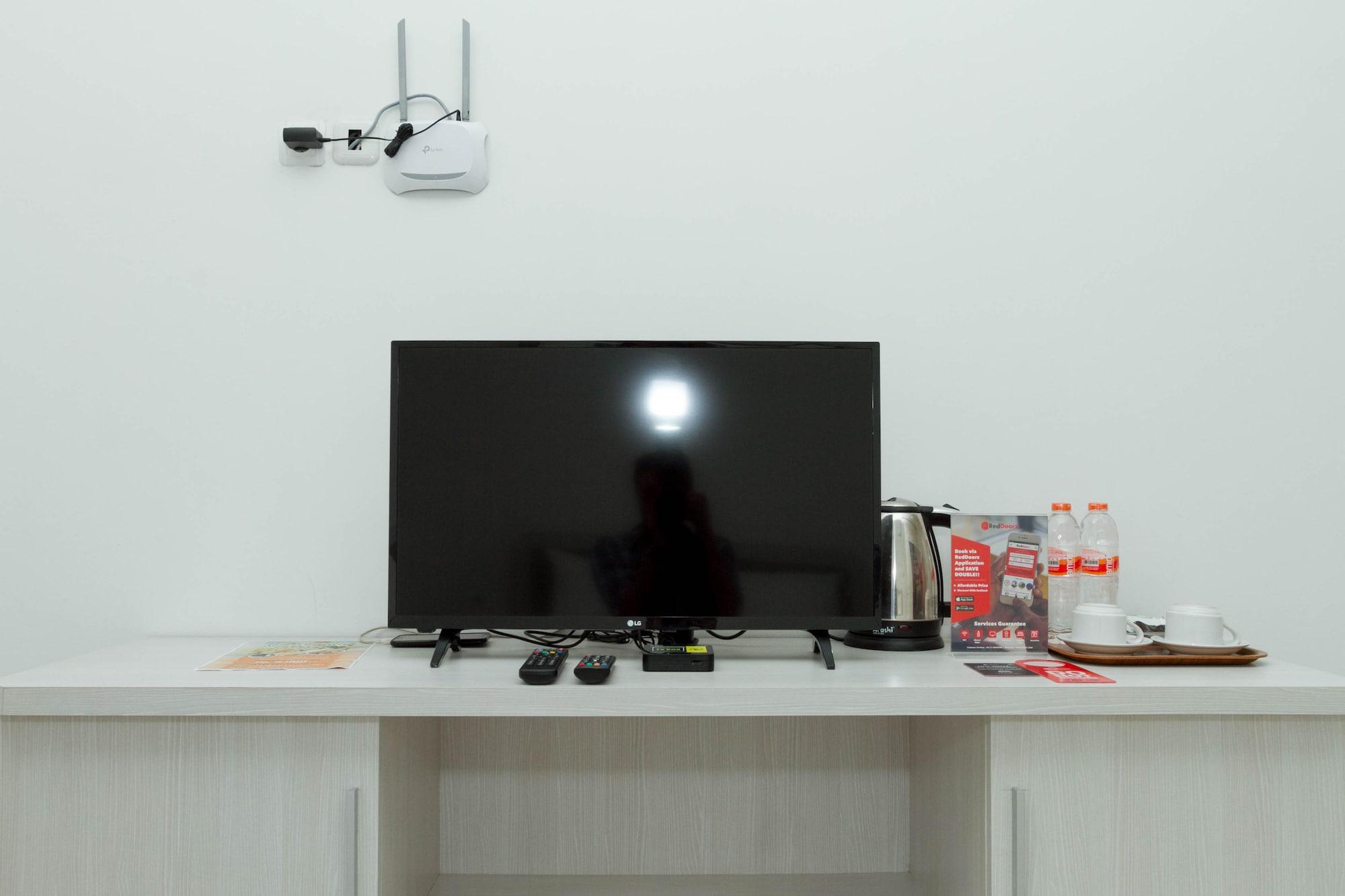 Reddoorz Plus Near Jatinangor Town Square 2 Luaran gambar